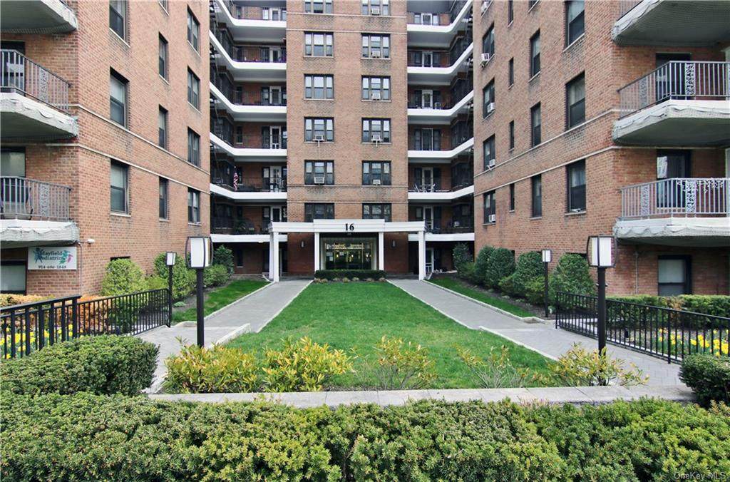 16 Broadway - Photo 1