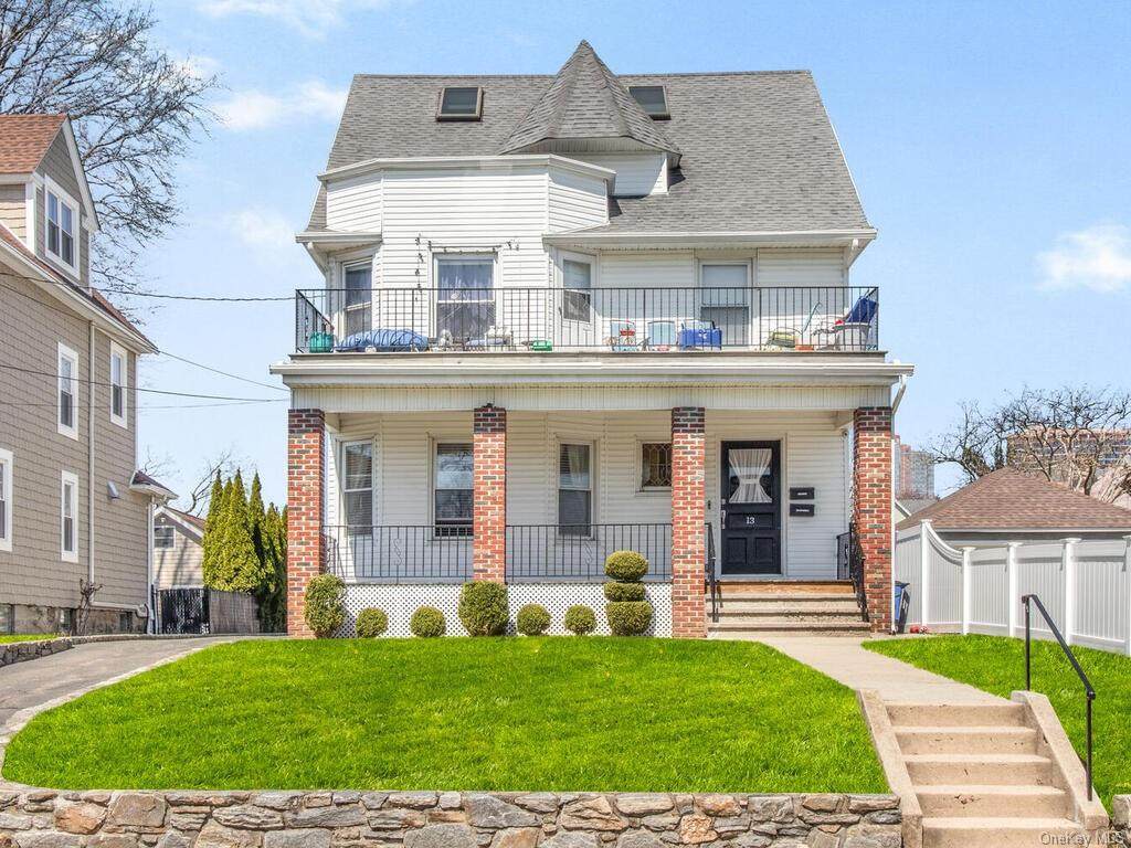 13 Hanford Avenue - Photo 1