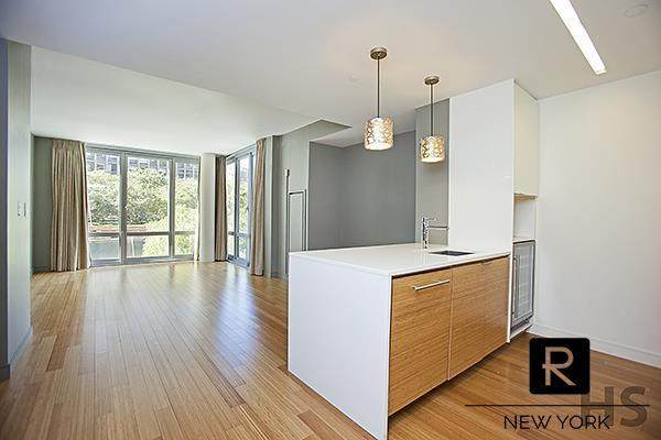 303 33rd Street - Photo 1