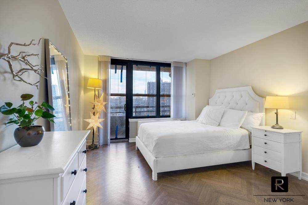 330 38th Street - Photo 1