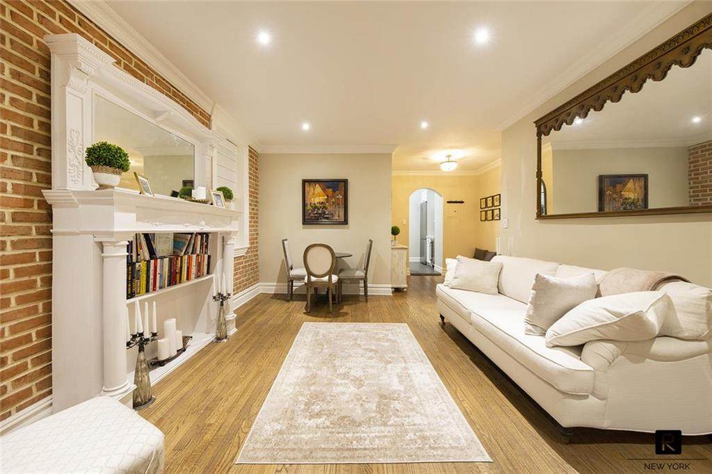 1326 Madison Avenue - Photo 1