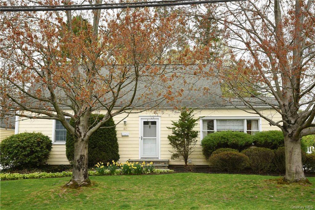 60 Wood Avenue - Photo 1