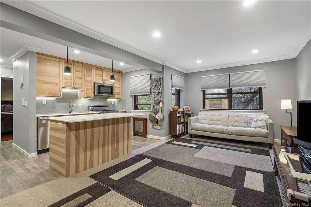 51 White Oak Street - Photo 1
