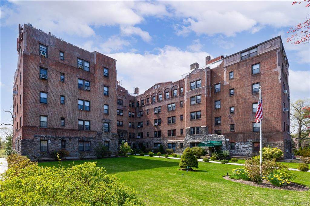 4784 Boston Post Road - Photo 1