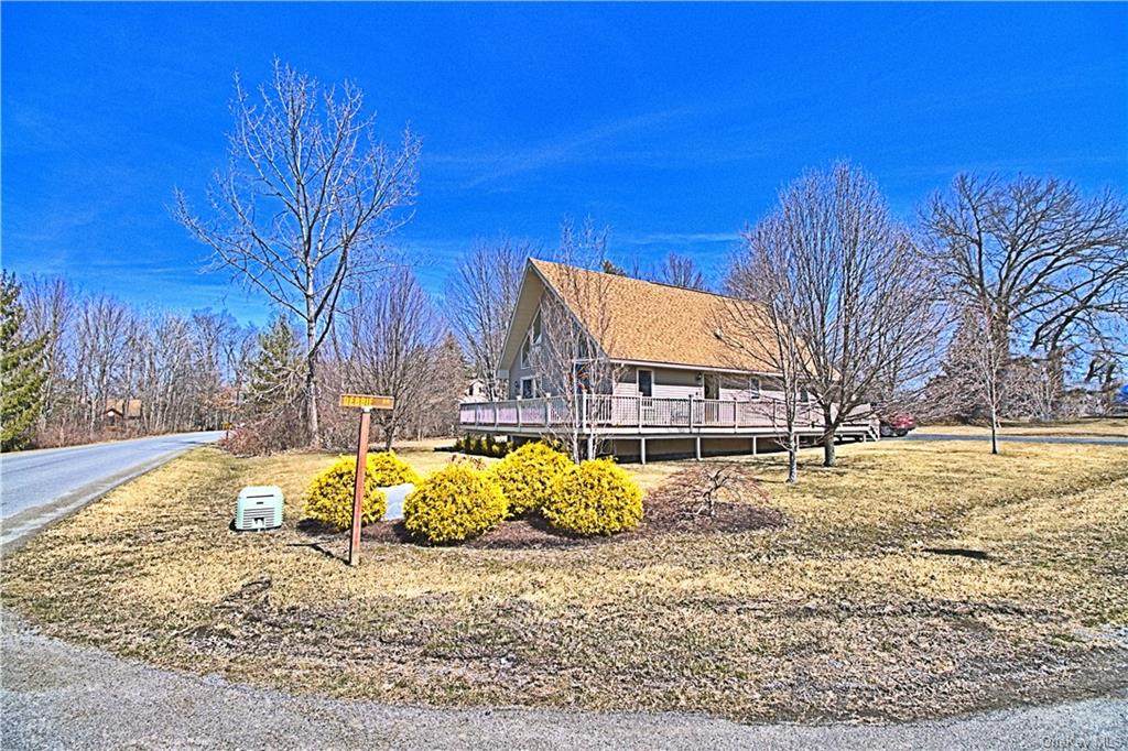 170 Debbie Drive - Photo 1