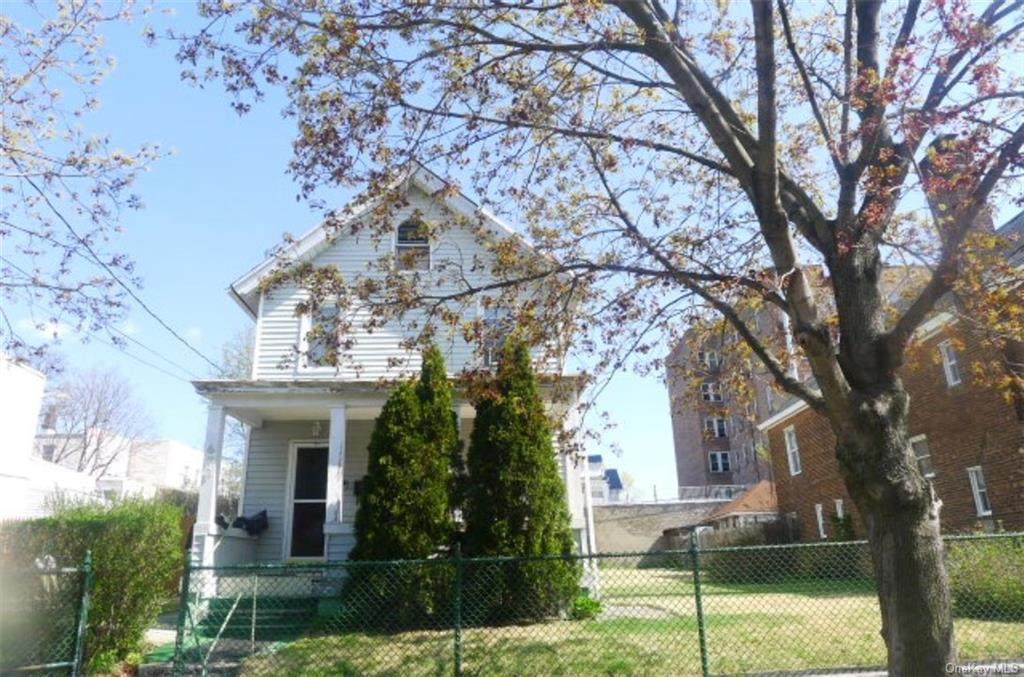 673 221st Street - Photo 1