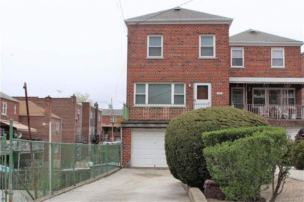 961 Neill Avenue - Photo 1