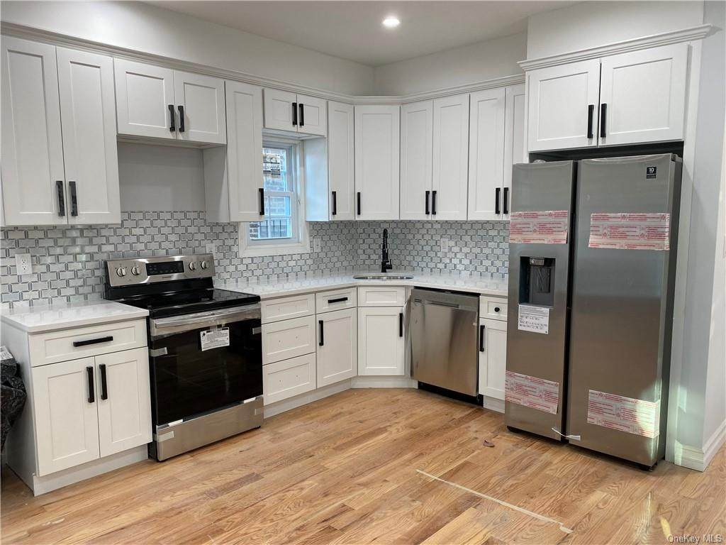 2539 Hone Avenue - Photo 1