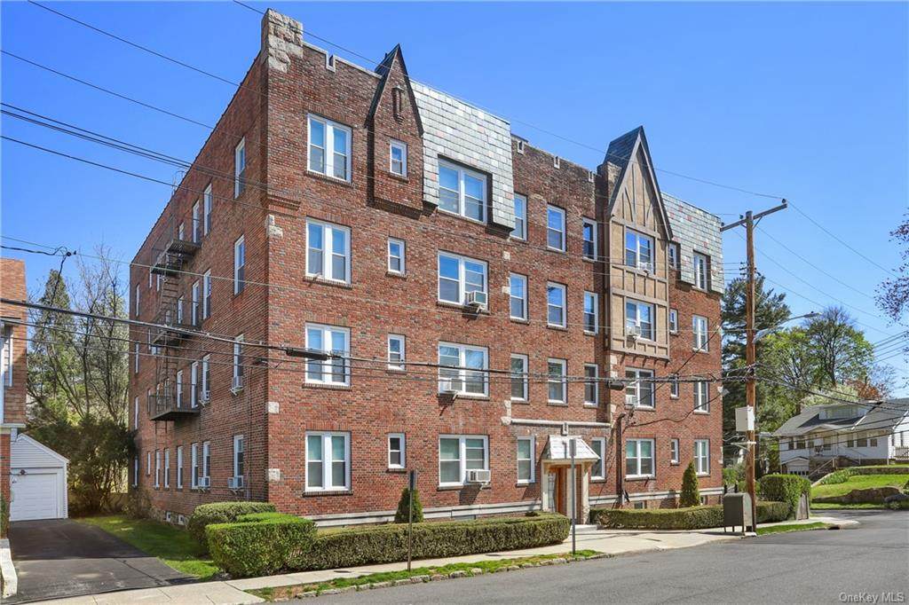 2 Lockwood Avenue - Photo 1