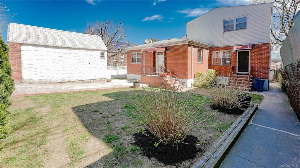 2746 Hering Avenue - Photo 1