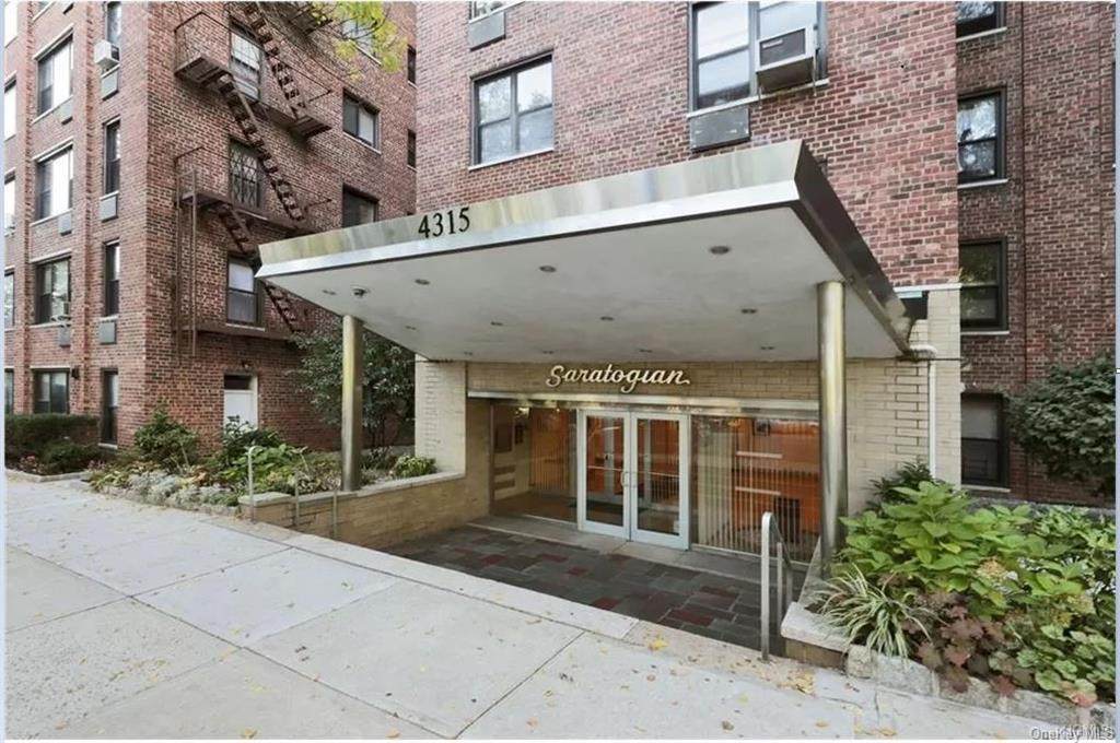 4315 Webster Avenue - Photo 1