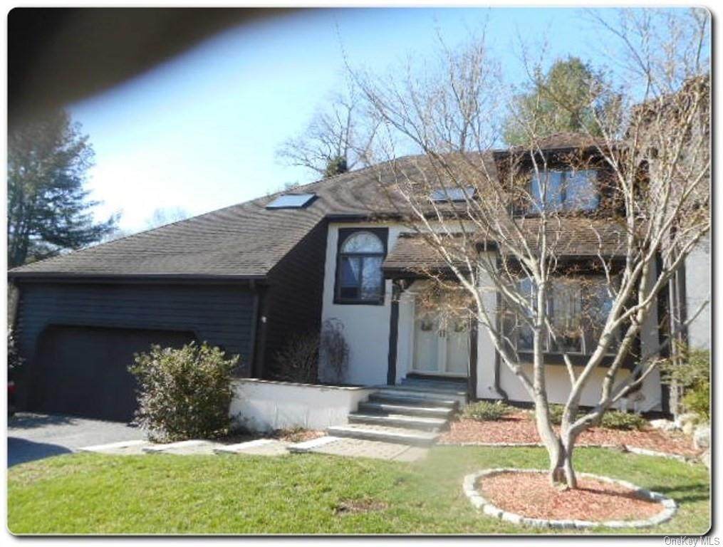19 Cotswold Drive - Photo 1