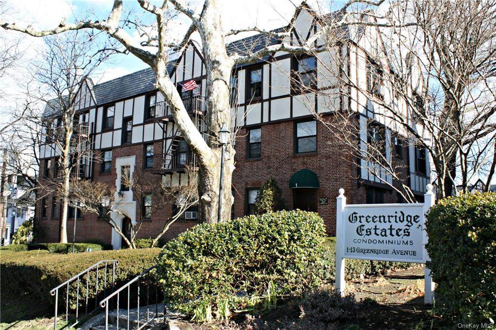 11 Greenridge Avenue - Photo 1