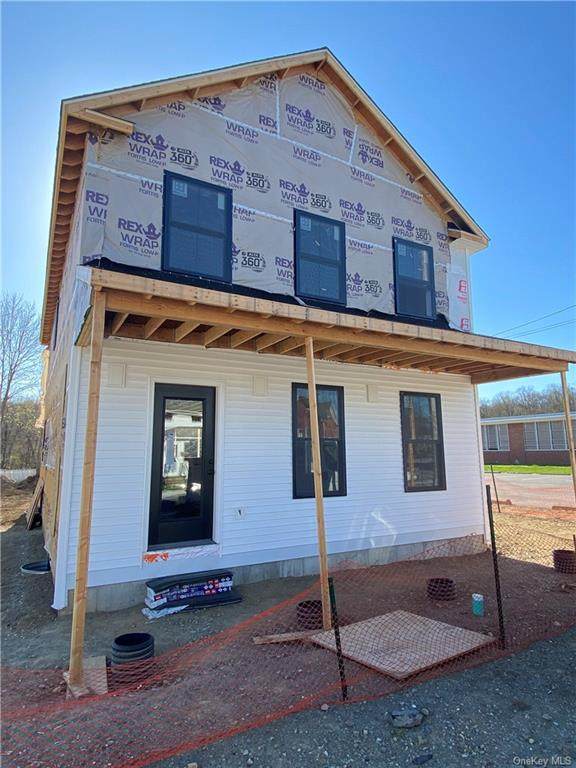37 Downey Avenue - Photo 1