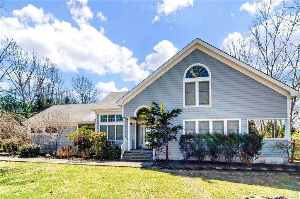27 Drew Drive - Photo 1