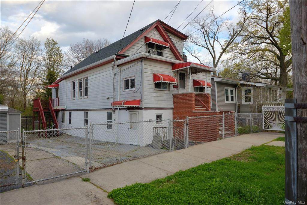 312 Stephens Avenue - Photo 1