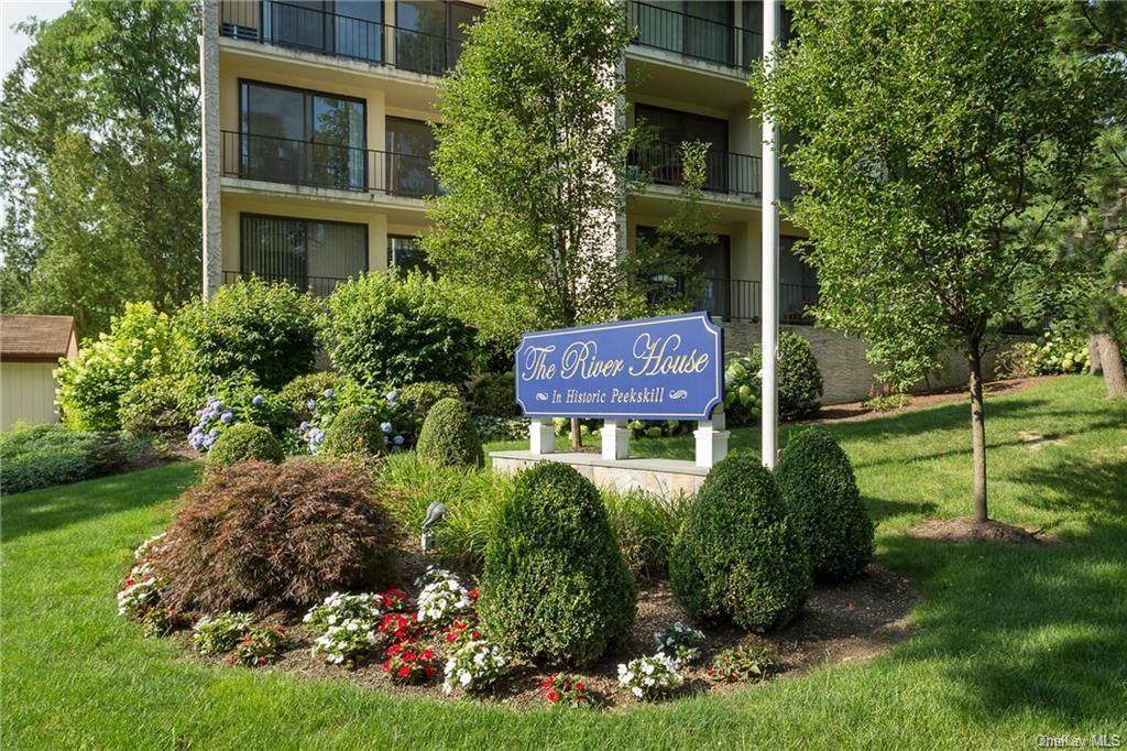 150 Overlook Avenue - Photo 1