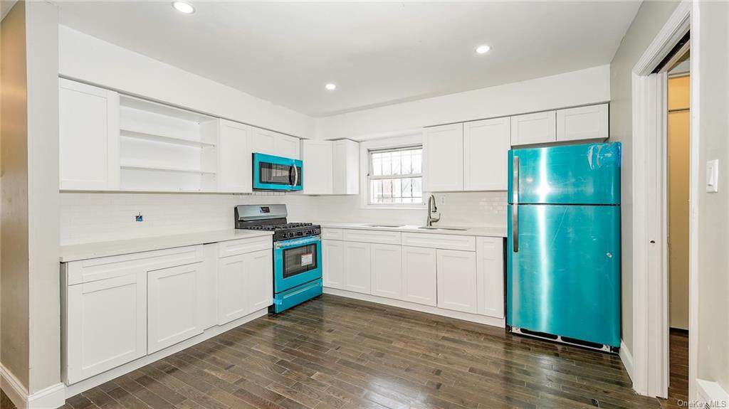 1494 Point Breeze Place - Photo 1