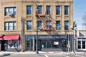 419 White Plains Road - Photo 1