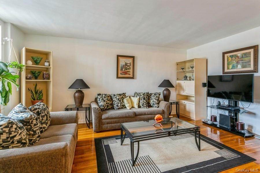 1480 Thieriot Avenue - Photo 1