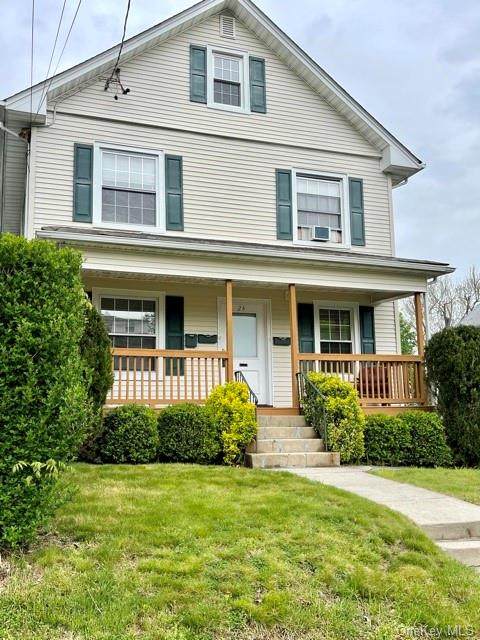 24 Grant Avenue - Photo 1