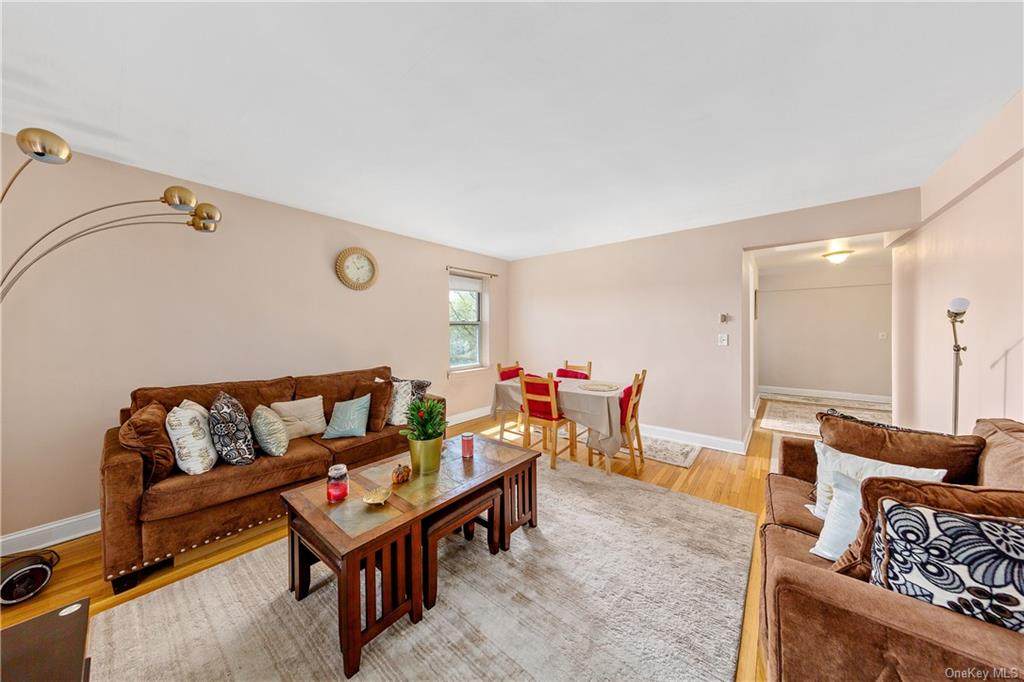 245 Bronx River Road - Photo 1