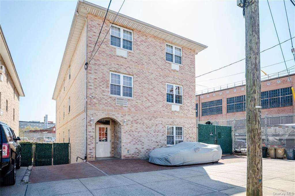 1650 Barnes Avenue - Photo 1