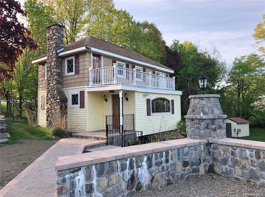 8 Lake Avenue - Photo 1