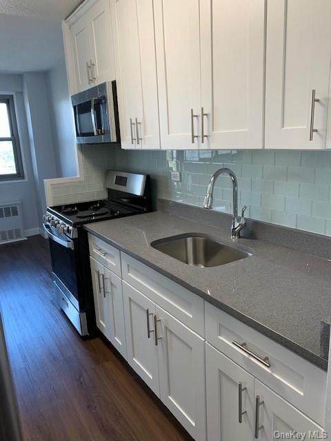 3410 De Reimer Avenue - Photo 1