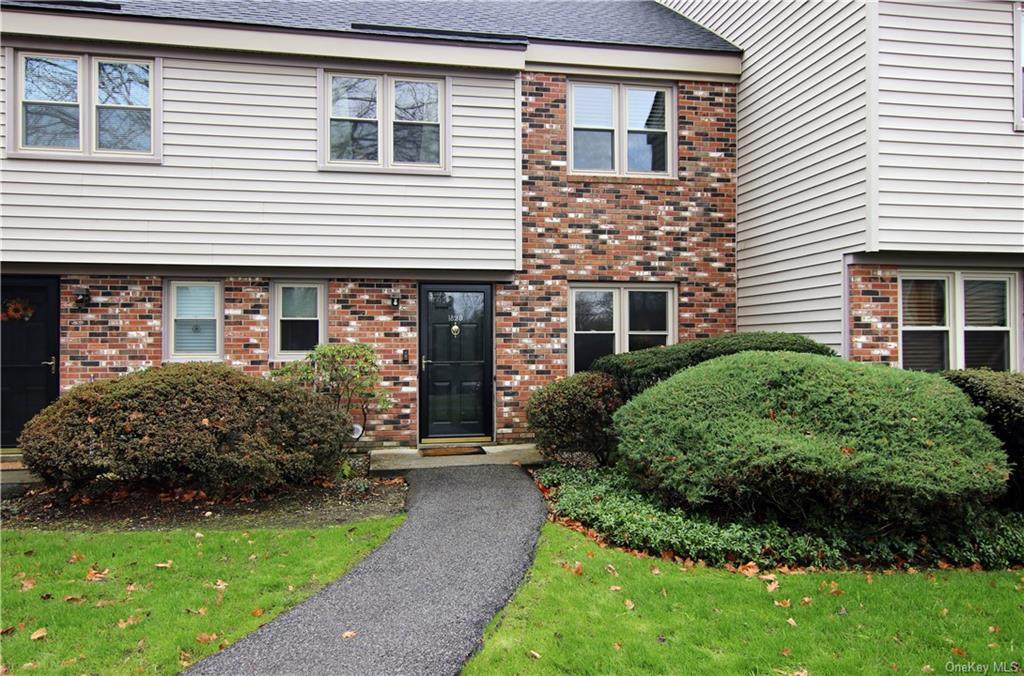 182 Heritage Hills - Photo 1
