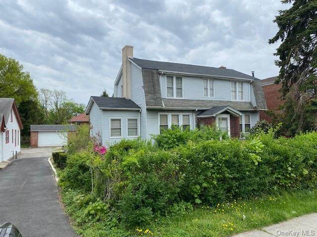 1466 Burke Avenue - Photo 1