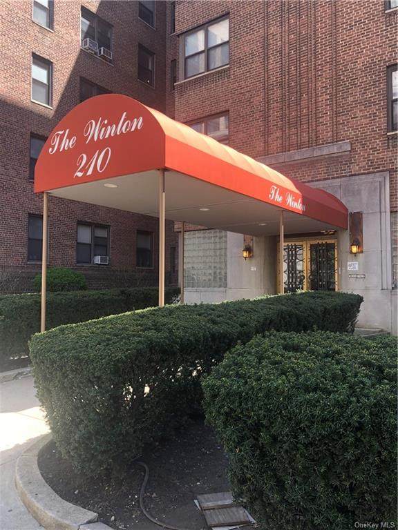 210 Martine Avenue - Photo 1