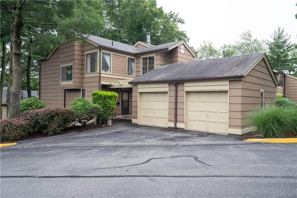 139 Treetop Circle - Photo 1