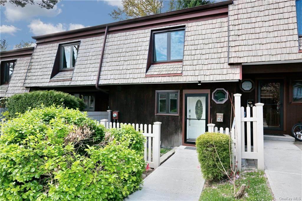4 Heritage Drive - Photo 1