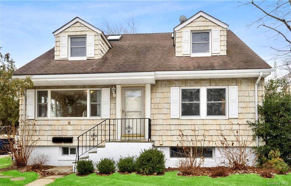 8 Oak Street - Photo 1