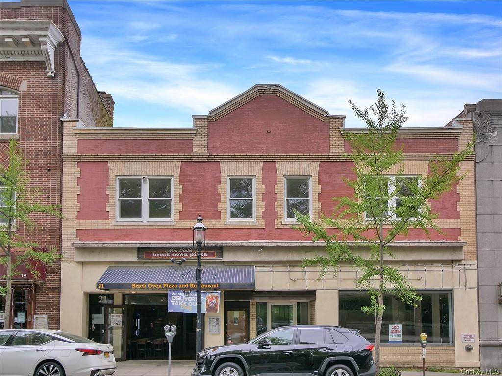 21 Broadway - Photo 1