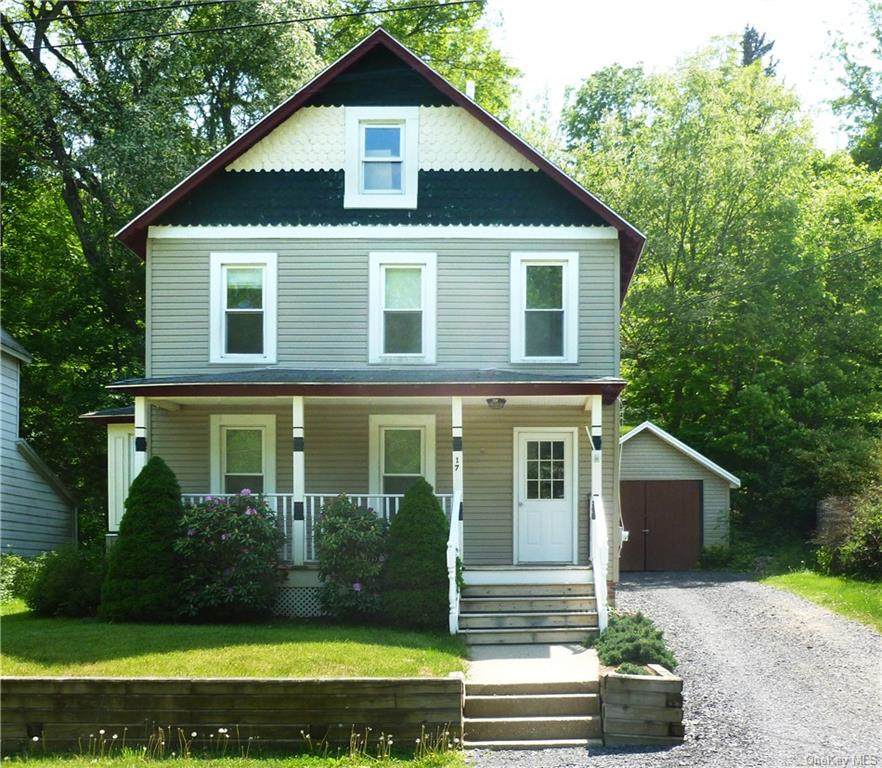 17 1st Avenue - Photo 1