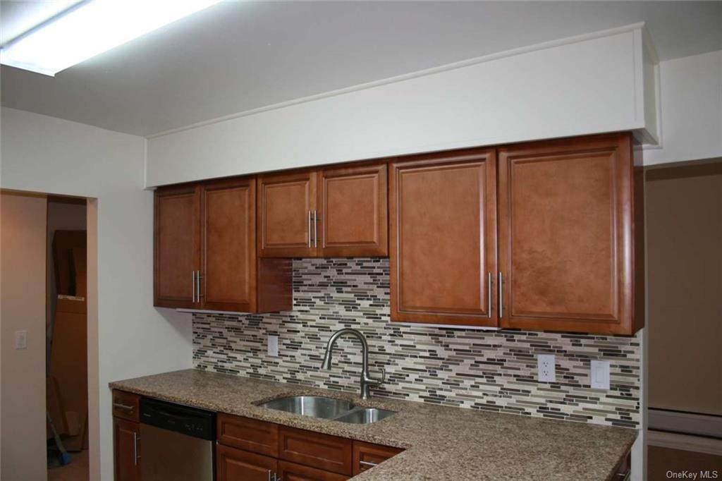 150 Kearsing Parkway - Photo 1