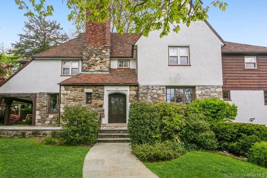 25 Locust Lane - Photo 1