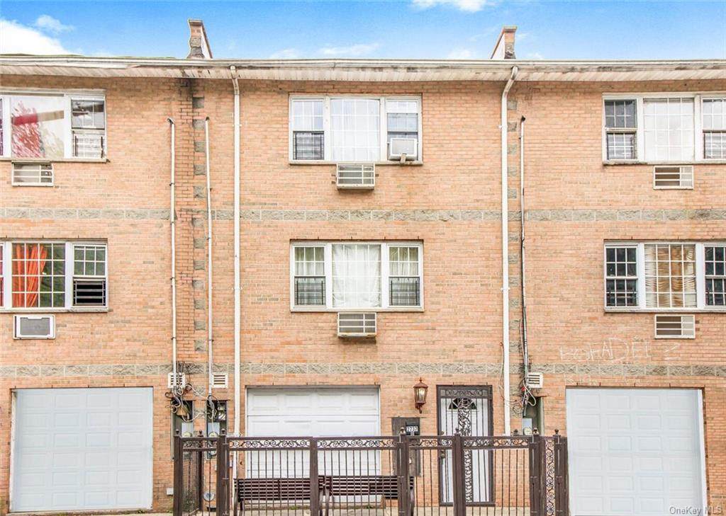 2737B Kingsbridge Terrace - Photo 1