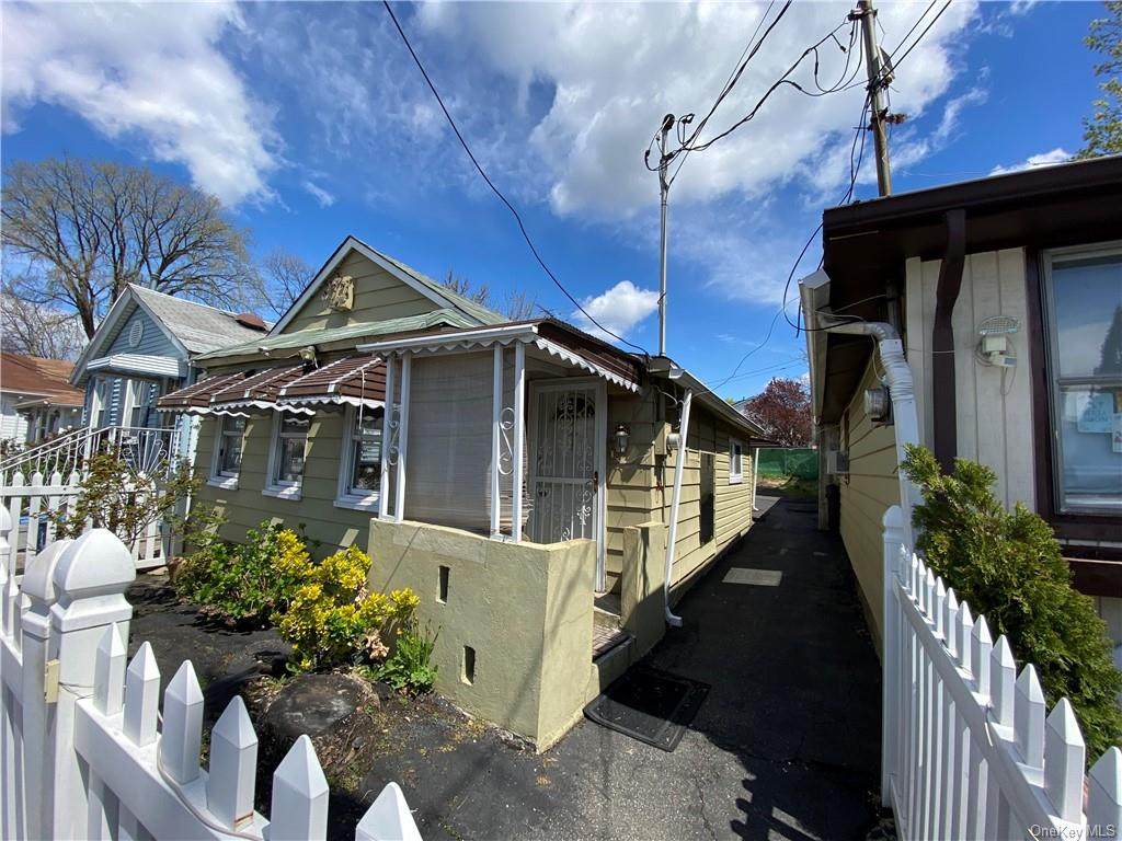 1205 Harding Park - Photo 1