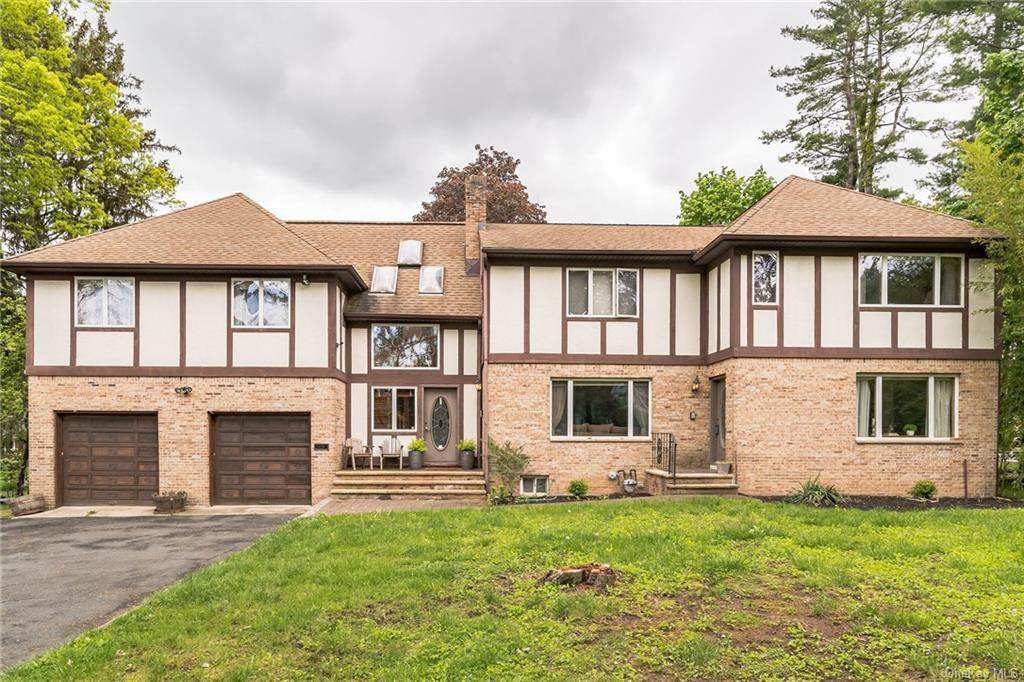 187 Grandview Avenue - Photo 1