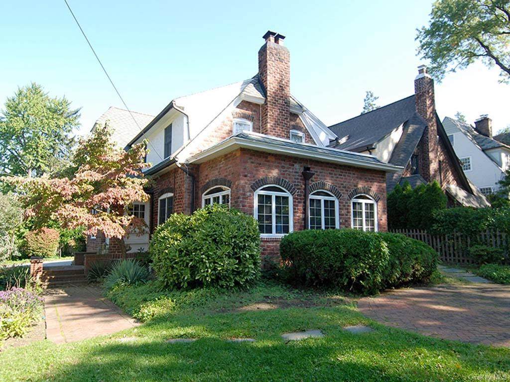 21 Forest Park Avenue - Photo 1