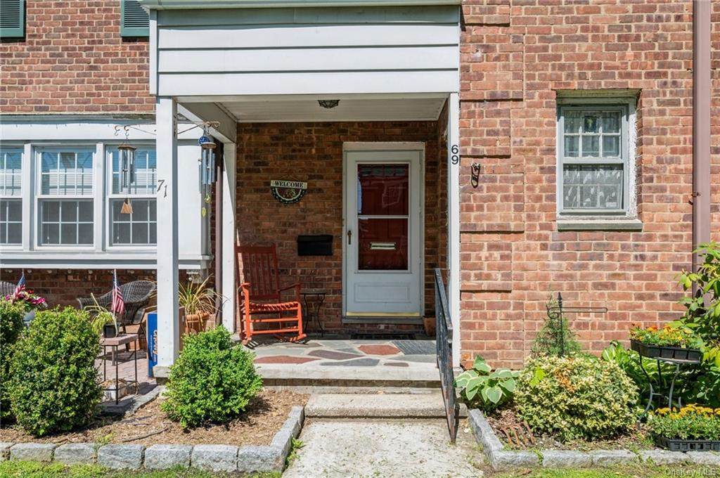 69 Robins Crescent - Photo 1