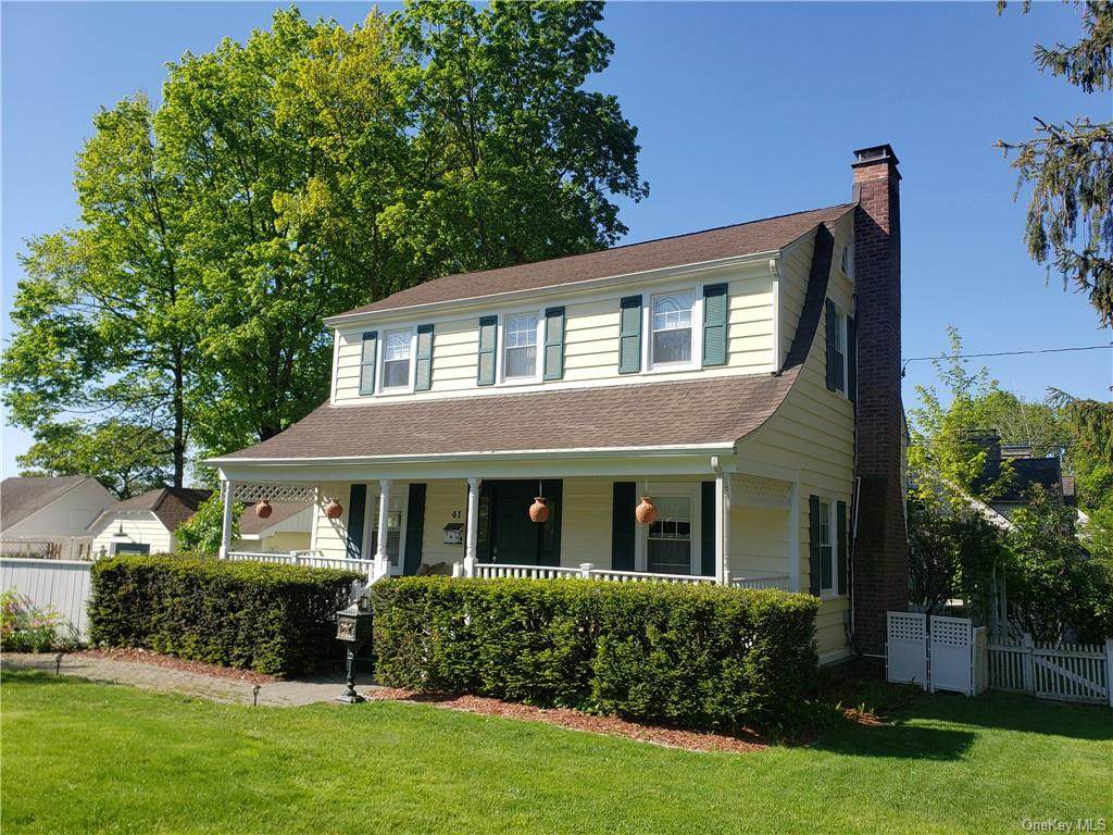 41 Morris Avenue - Photo 1