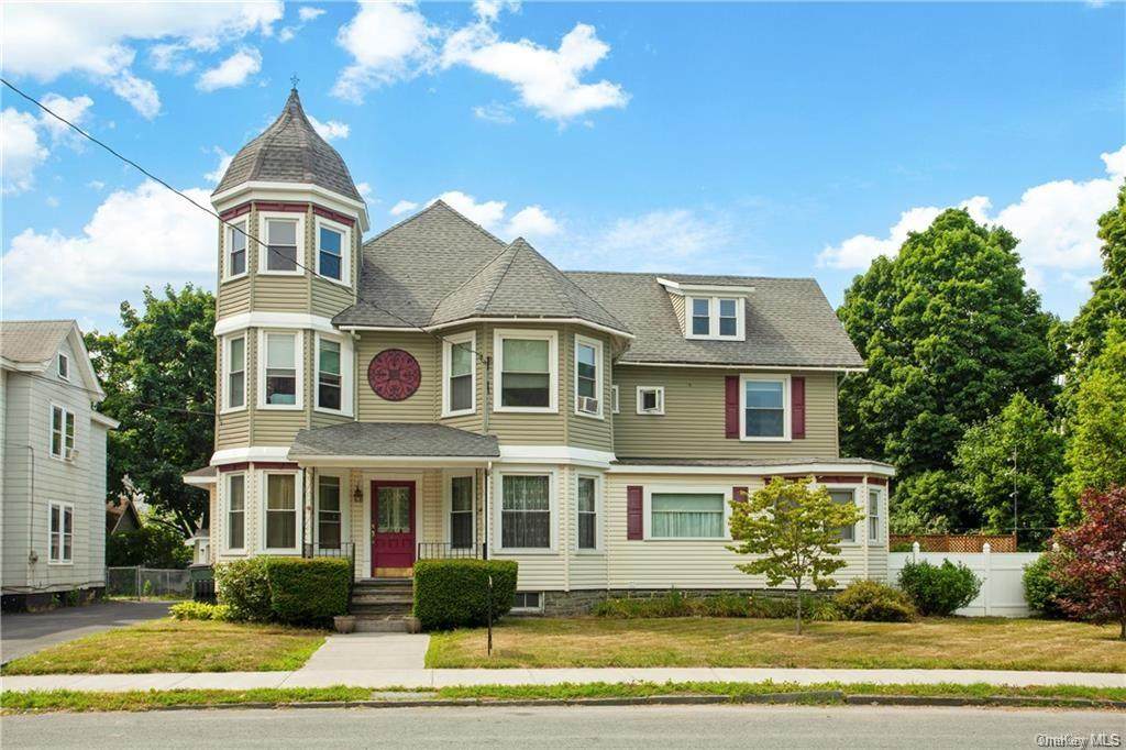 14 Sullivan Avenue - Photo 1