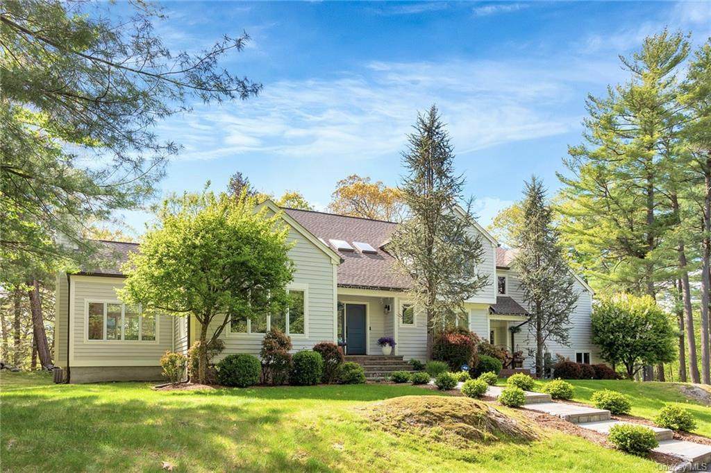9 Pine Ridge Road - Photo 1
