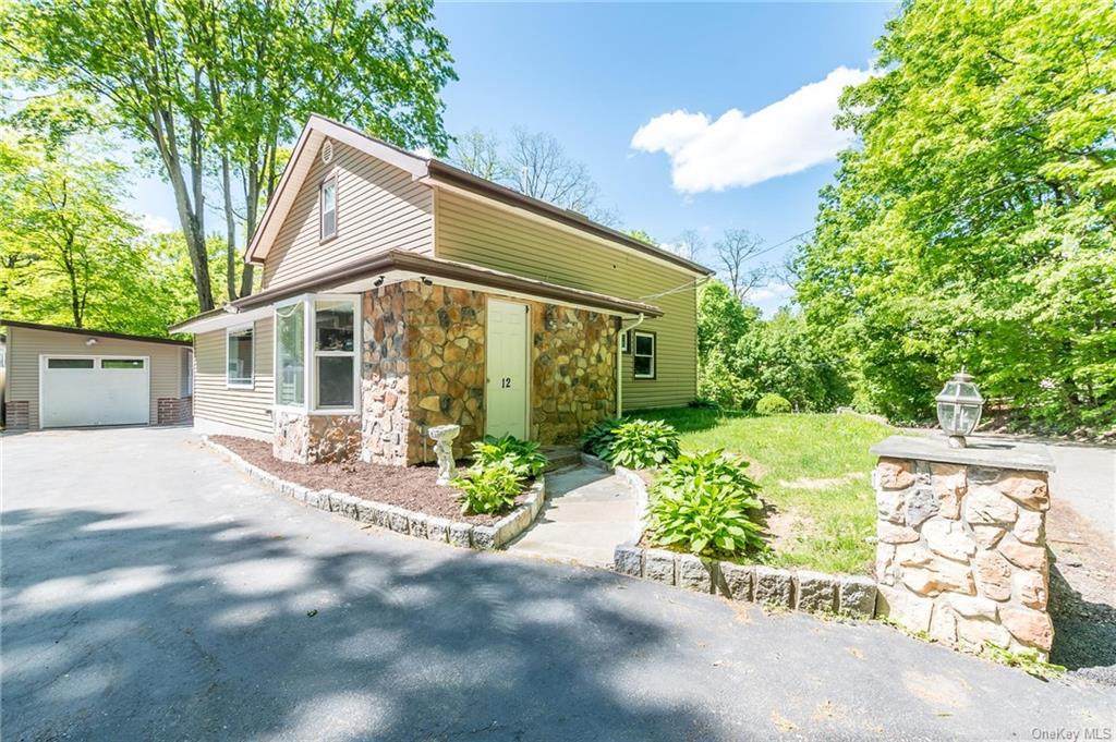 12 Hillcrest Drive - Photo 1
