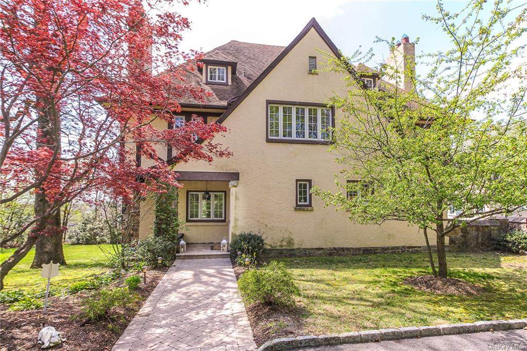 17 Old Knollwood Road - Photo 1