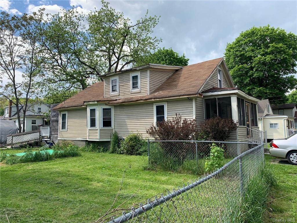 9 Dix Avenue - Photo 1